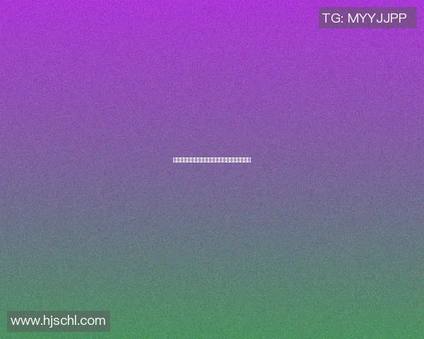 足球明星风衣时尚解析展现个性与魅力的完美结合